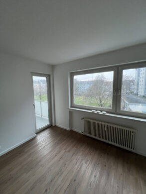 Moderne, helle 3-Zimmer Wohnung in Köln Kalk, Gießener Str. 85, 51105 Köln